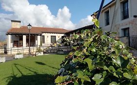 Hotel Rural La Henera
